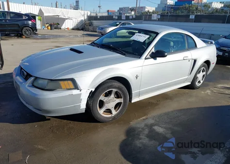 2002 Ford Mustang из США, поврежденный, VIN 1FAFP404X2F165897